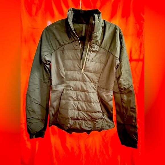 Lululemon Down For It All Pullover Jacket - Women’s Size 6 - Picture 3 of 7
